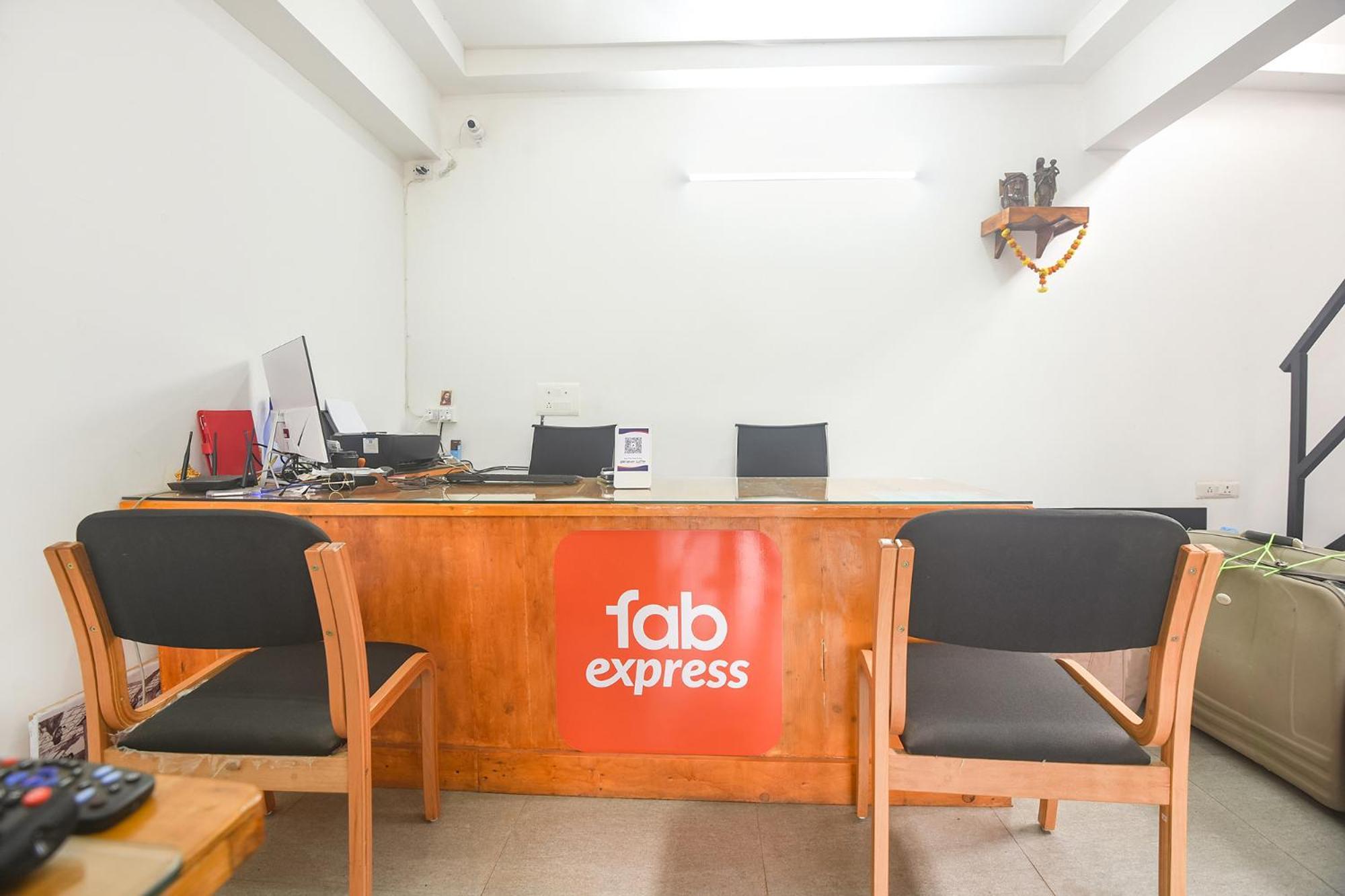 Fabexpress Holiday Suites - Nr Benaulim Beach Exterior photo